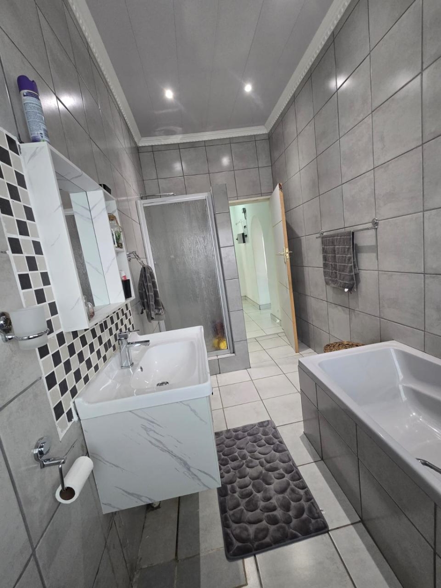 3 Bedroom Property for Sale in Marquard Free State